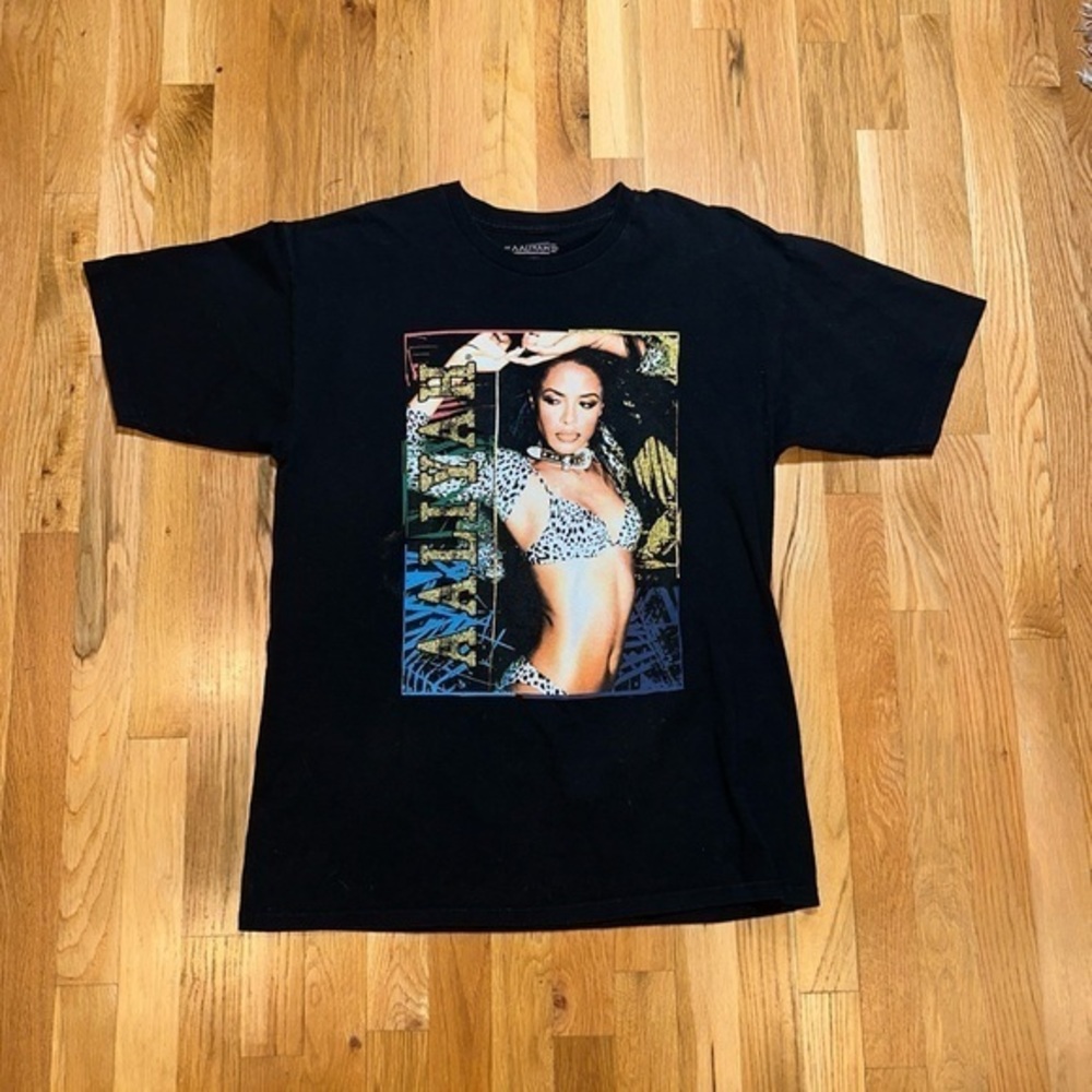 Aaliyah - 2010's (L) Graphic‎ VintageT-Shirt